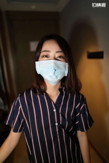 皇家师姐5:中间人电影