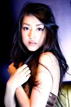 女大学生兼职秘密工作